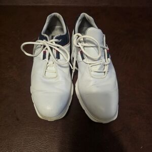 Classic White Men's Sneakers with Navy Accents